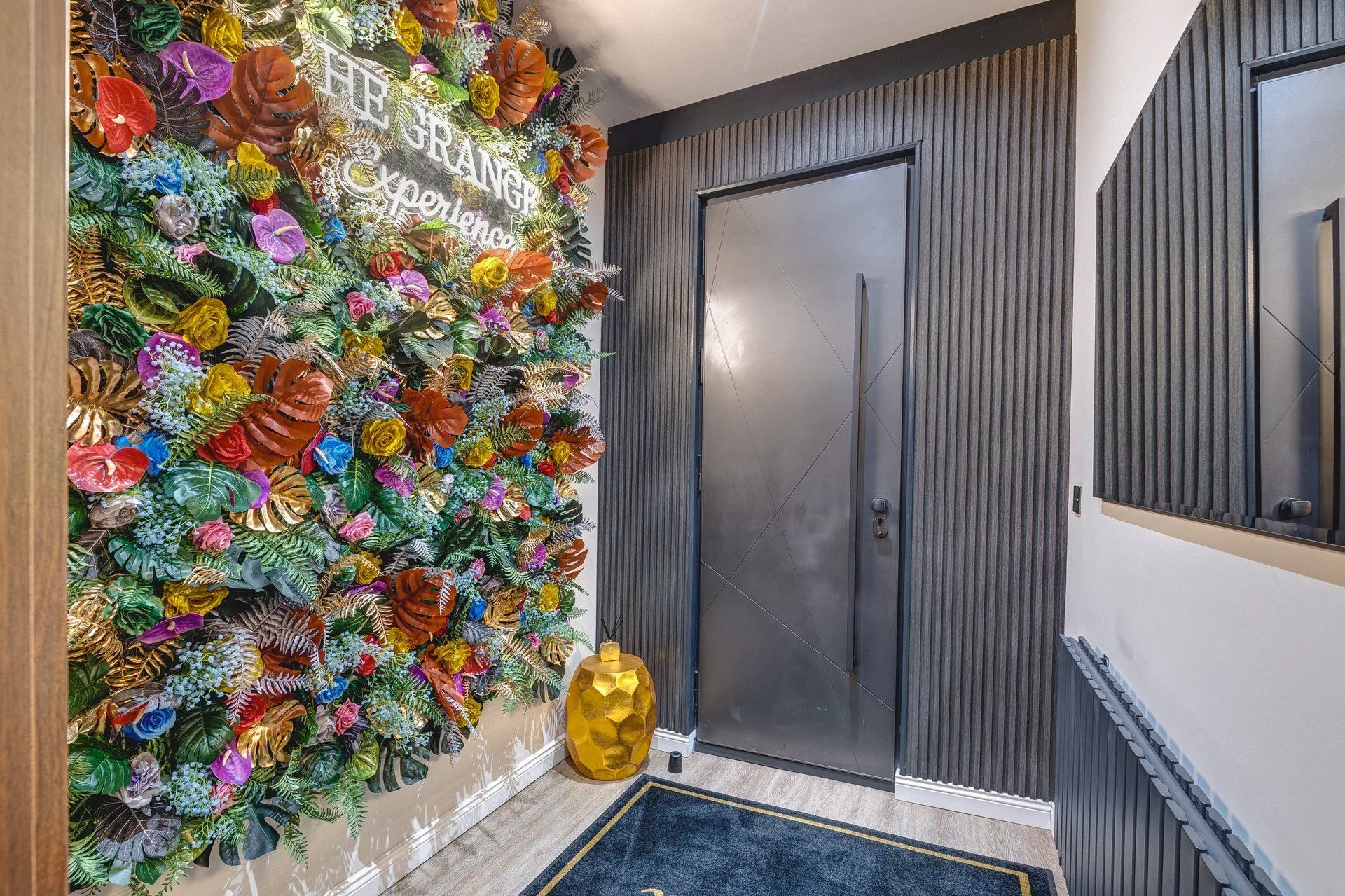 The Private Luxury Grange Spa Suite - Luxury Suite Interior