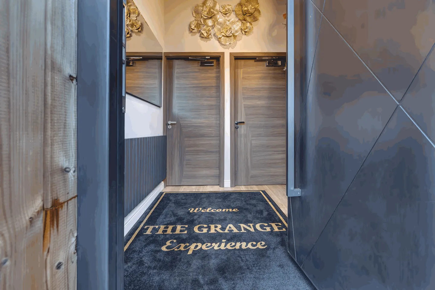 The Private Luxury Grange Spa Suite - Luxury Suite Interior