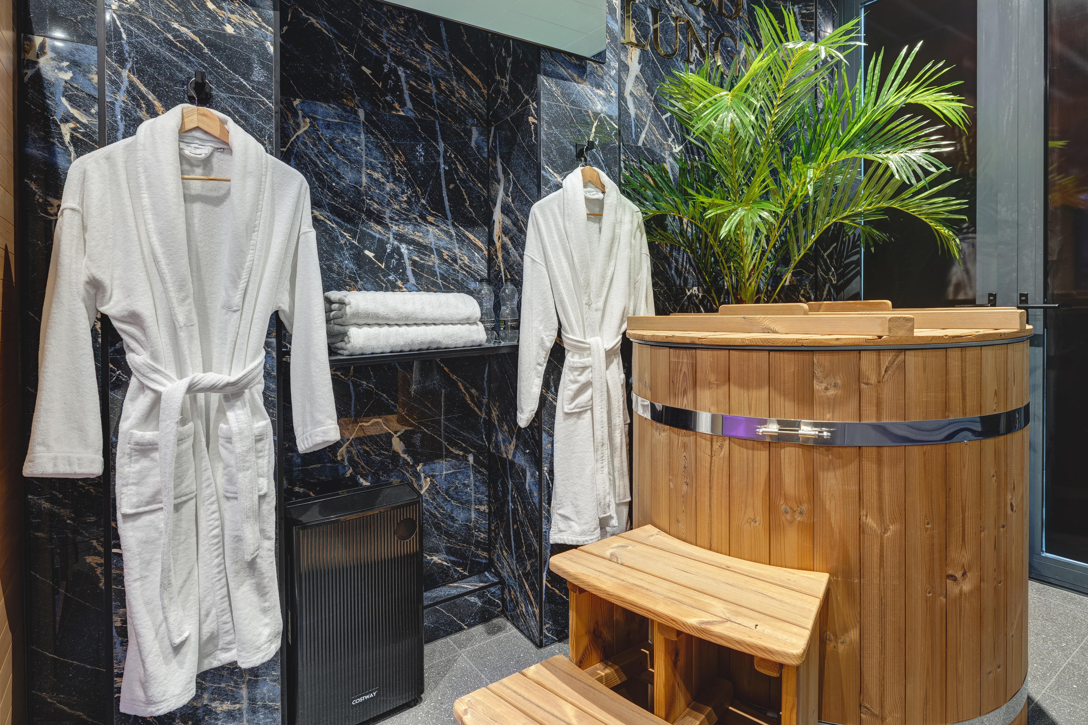 THE PRIVATE LUXURY GRANGE SPA Suite Interior Details 8